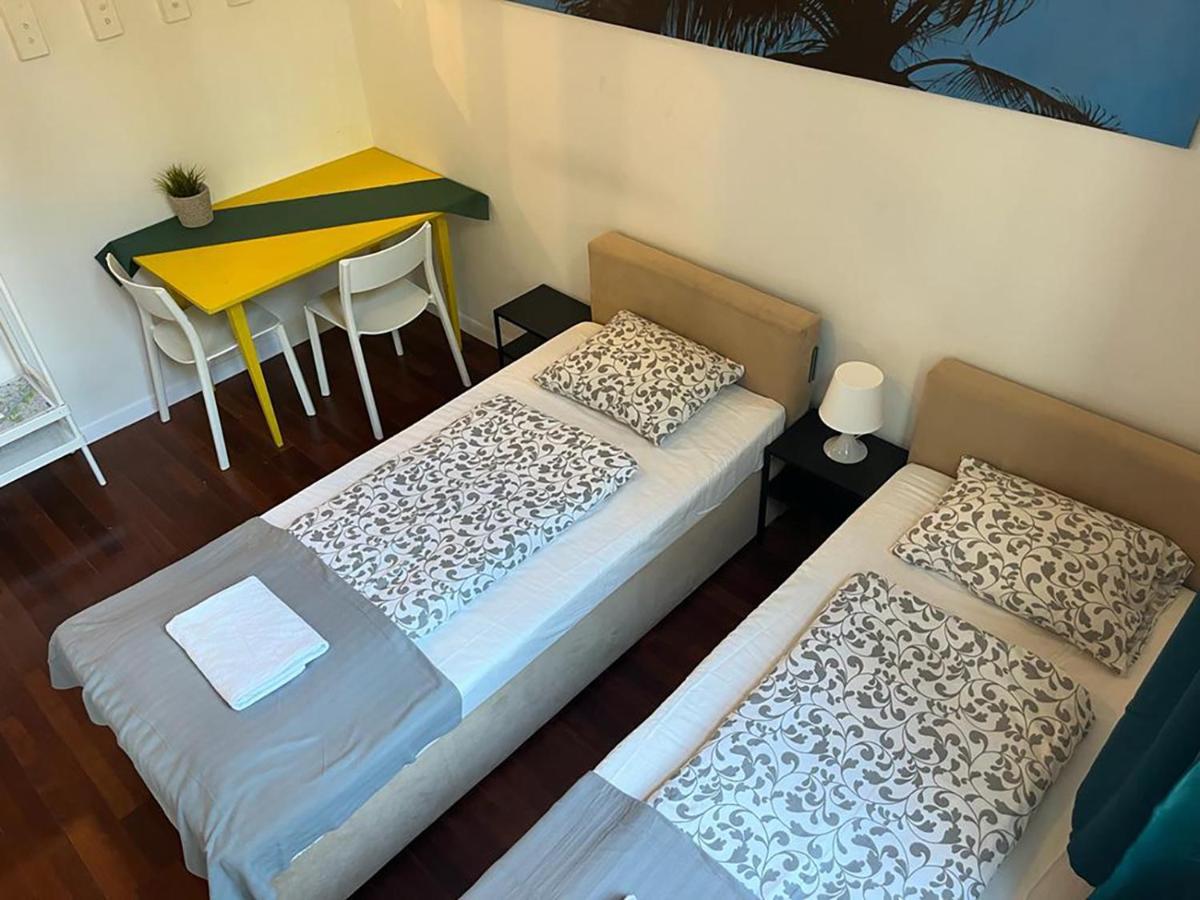 Labo Apartment Chmielna Varşovia Exterior foto
